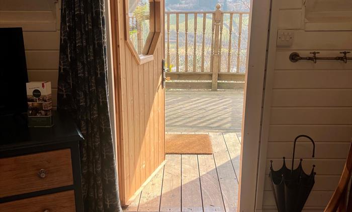 You don't even have to get out of bed to enjoy this view!